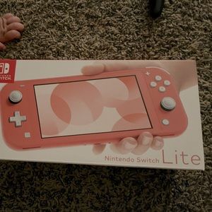 Pink nintendo switch lite